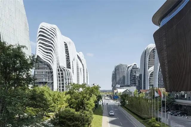 马岩松山水城市理想新实践——南京证大喜玛拉雅中心即将建成