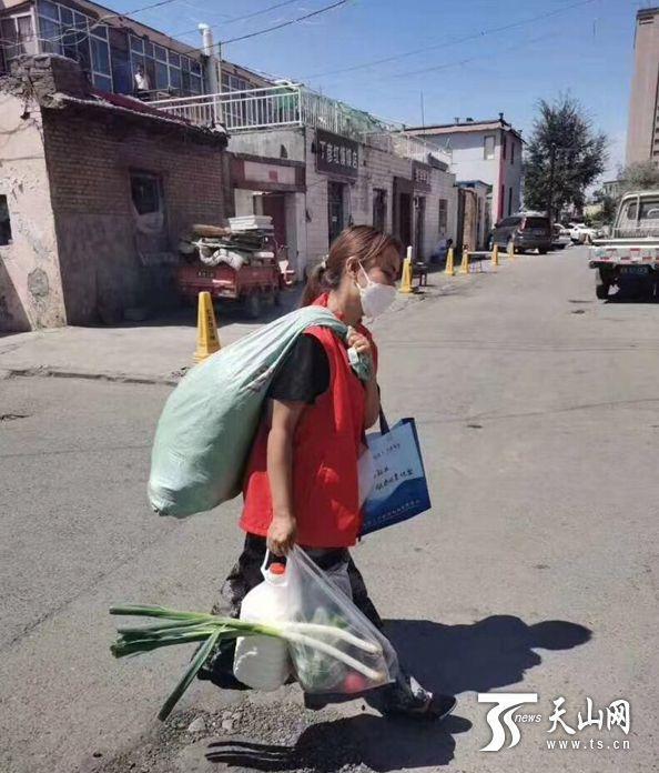 抗疫一线党员 我来跑腿 居民才能安心宅在家 腾讯新闻