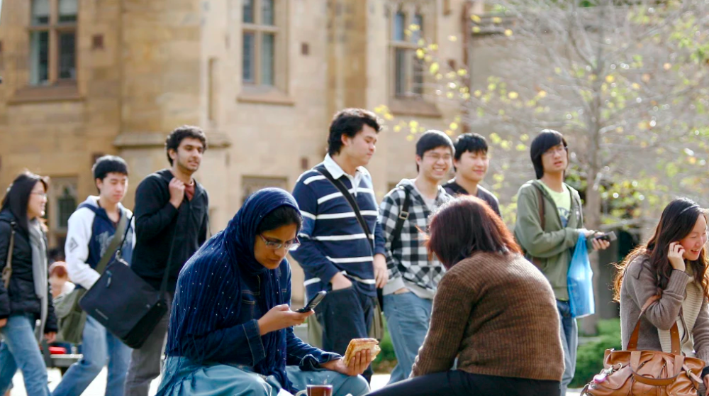 弗兰克·拉金斯|受新冠病毒影响，中国学生申请赴澳留学人数暴跌20％