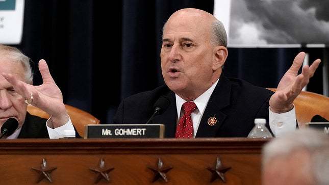 路易·戈默特|特朗普又一次躲过新冠？美国一众议员确诊，原定于周三陪他去德州