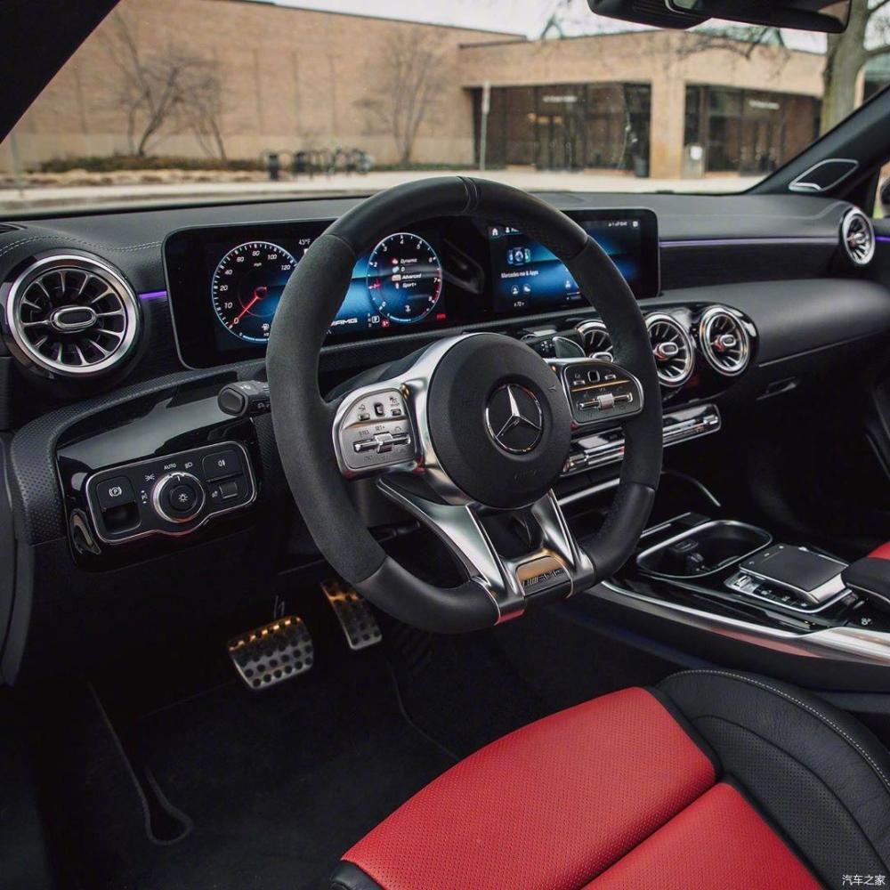 奔驰cla 35 amg 这个内饰绝了