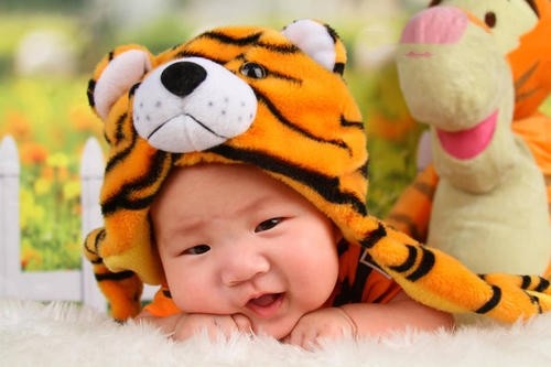 抬头是宝宝发育"里程碑",想在4个月前掌握,训练要注意这三点