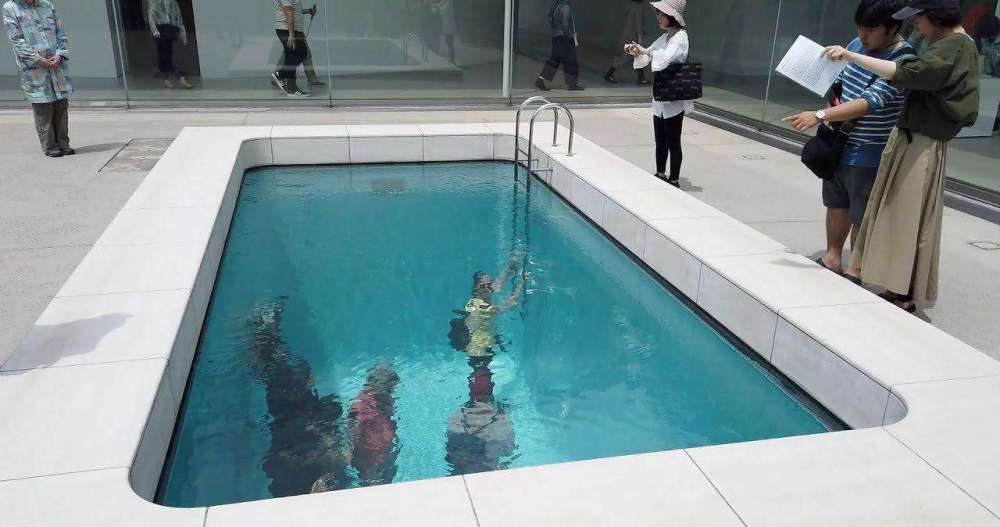 世界上最奇葩的游泳池图片