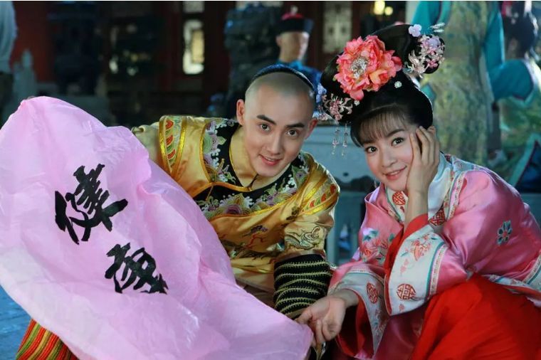 还珠格格为什么永琪不爱良配欣荣看欣荣对班杰明做过什么吧