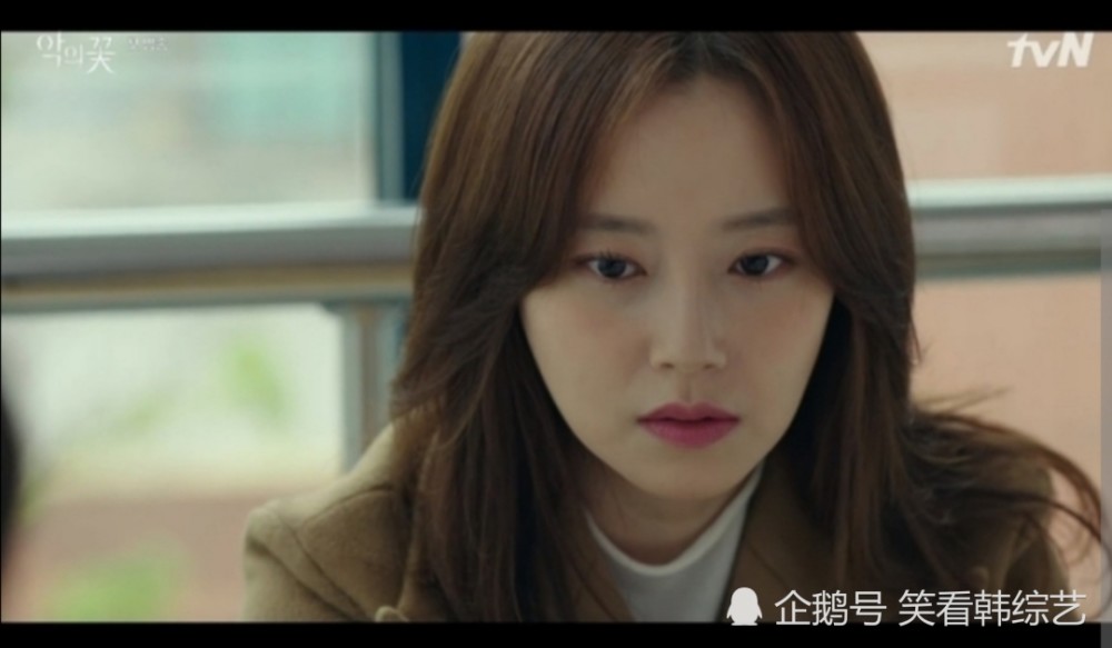 《恶之花》李准基文彩元悬念爱情剧拉开序幕,首播以3.7%出发