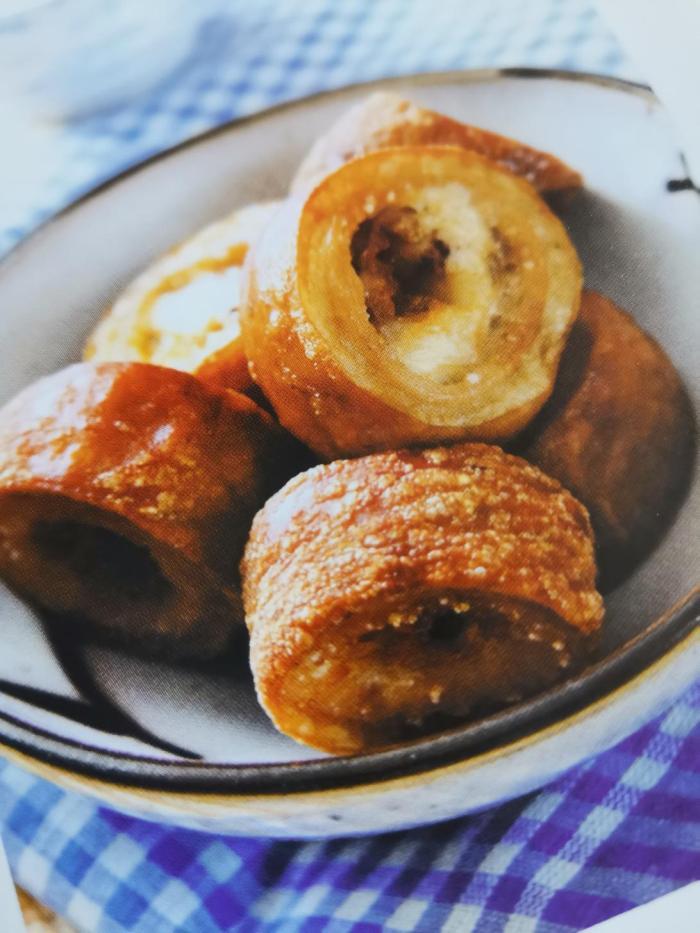 他就是脆皮炸肠头.