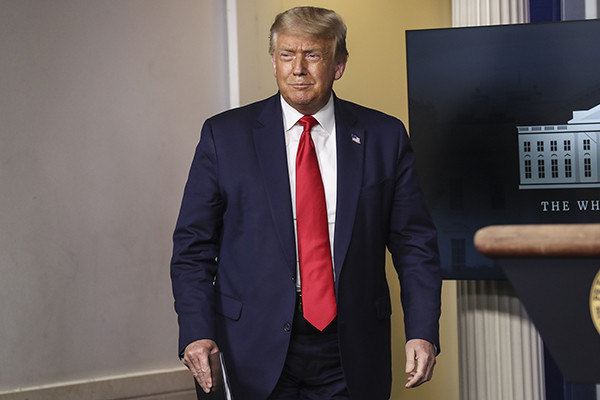 特朗普|美国疫情“黑洞”和特朗普“脑洞”哪个更大？