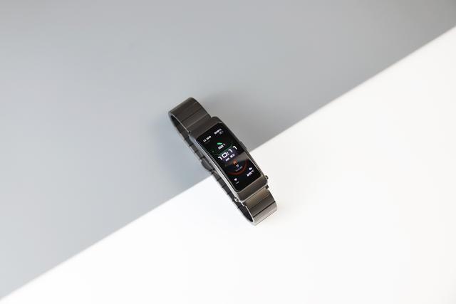 华为手环b6尊享版钛银灰