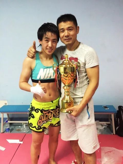 散打侠侣:散打王名将王猛和世界冠军鄂美蝶