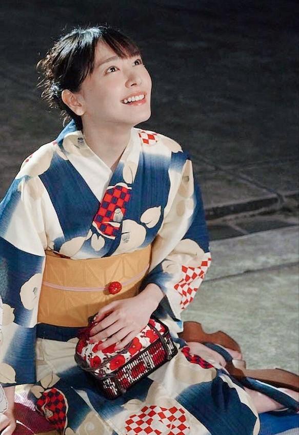 32岁新垣结衣浴衣造型曝光 演人母却一脸清透少女感 神颜没崩过 腾讯新闻
