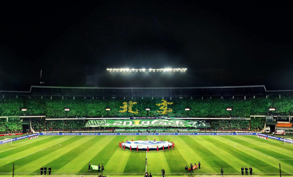 工体始建于1959年的"国家级体育场",曾是当时北京"十大建筑"之一,工体