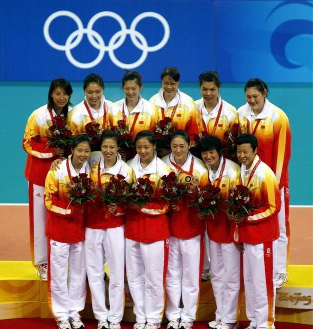 08奥运中国女排12人仅1人未退役王一梅魏秋月皆因1赛事而坚守