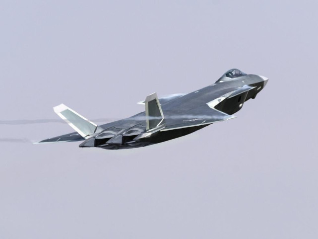 好消息首架升级版歼20或将在年底问世一技术军迷期待已久