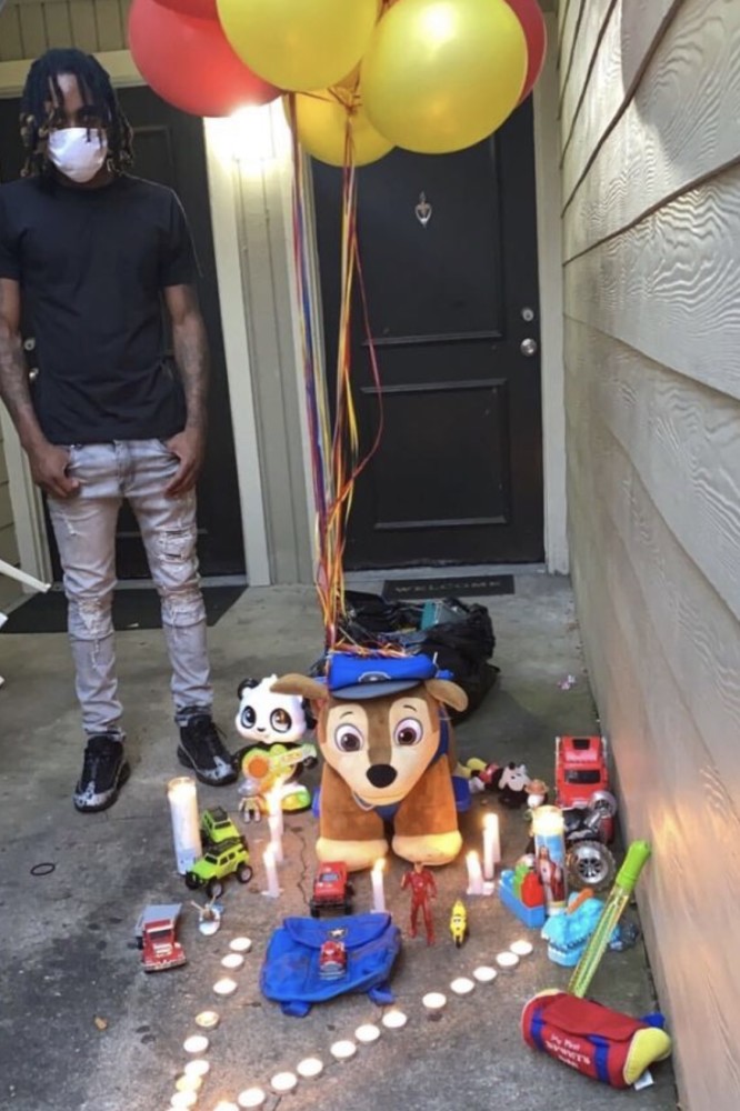 美国_社会|美国男子教不会2岁儿子上厕所，突然发飙一拳打死儿子