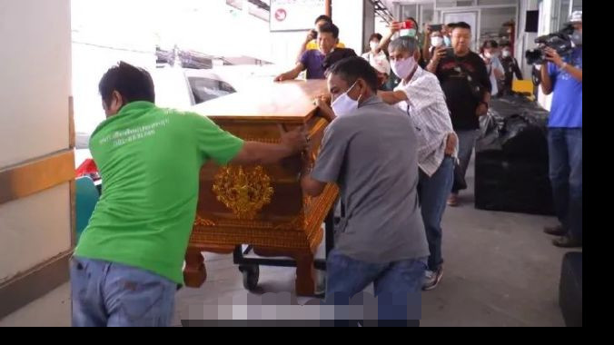 证人|红牛继承人疑似“撞死警察案”重要证人突然死亡