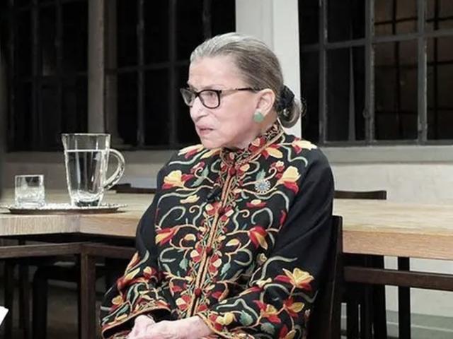 鲁斯·巴德·金斯伯格|美国最高法院女大法官染新冠后肝癌复发，再次入院治疗