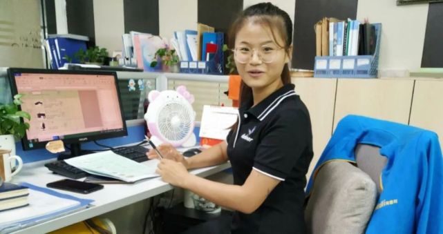 谭冰冰工作之余徒步是我对身体和精神最好的修行