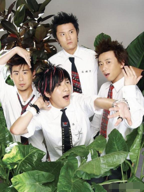 花儿乐队重组大张伟不再担任主唱网友卸磨杀驴