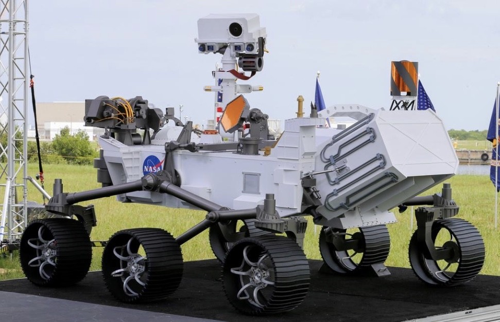 美国"毅力号"火星车发射,探秘35亿年前的生命_腾讯新闻