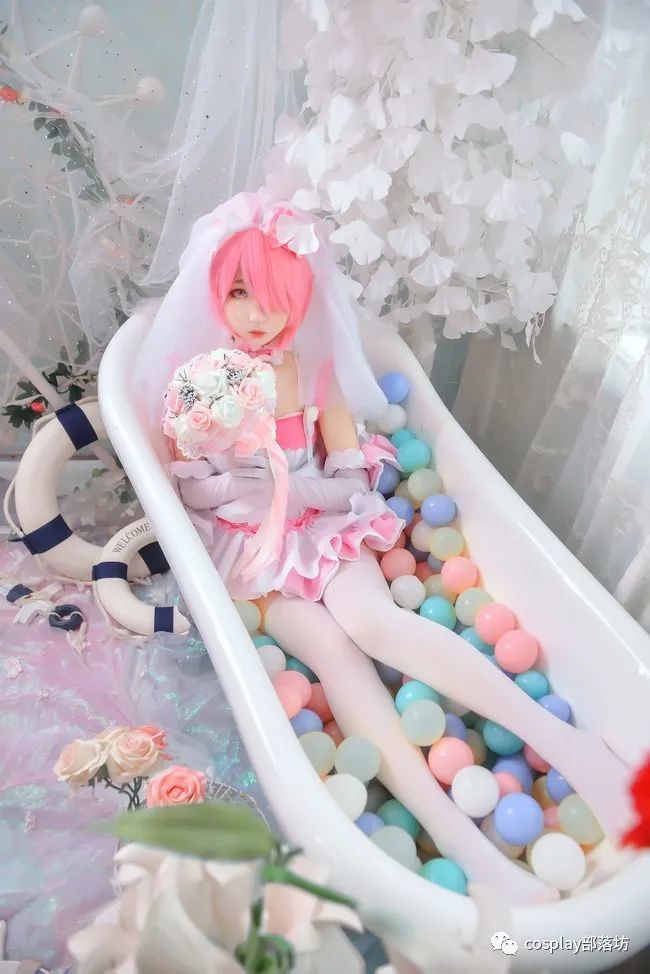 cos:花嫁拉姆和蕾姆,幸福溢满嘴角