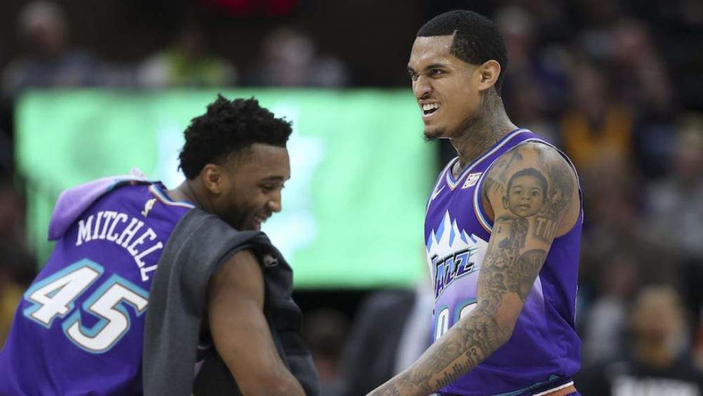 这才叫顶级带刀侍卫 湖人弃将爆砍23 5 3 亚洲第一后卫也是他 腾讯新闻