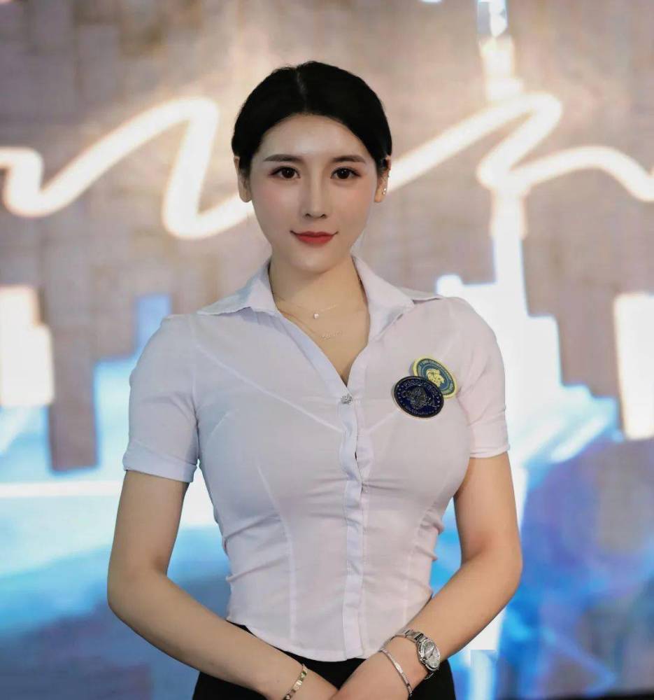 美女裁判刘太阳大火不是偶然背后是高速发展的健身经济