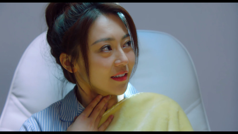 《重启之极海听雷》天真受到虐待!踹他的那个人站住!小哥会报仇的!