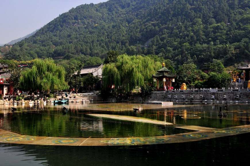 李商隐|李商隐真敢写，人人避之不及的皇室丑闻，被他用一首诗道出