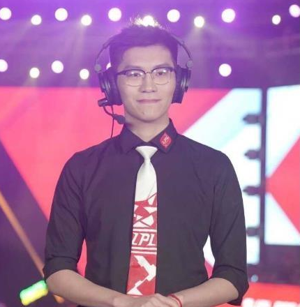 LPL：MacT发文怒斥键盘侠，祸不及妻儿的道理你们不懂吗？