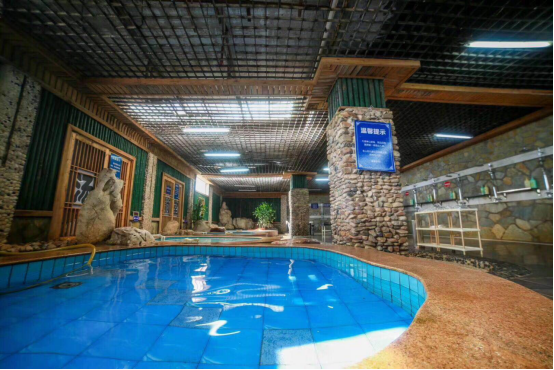 洗涤身心 熊岳首家纯天然矿泉——小雨温泉