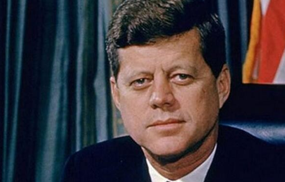 杰奎琳肯尼迪|肯尼迪遇刺后，第一个冲上去挡子弹的保镖，后来却过上这种日子