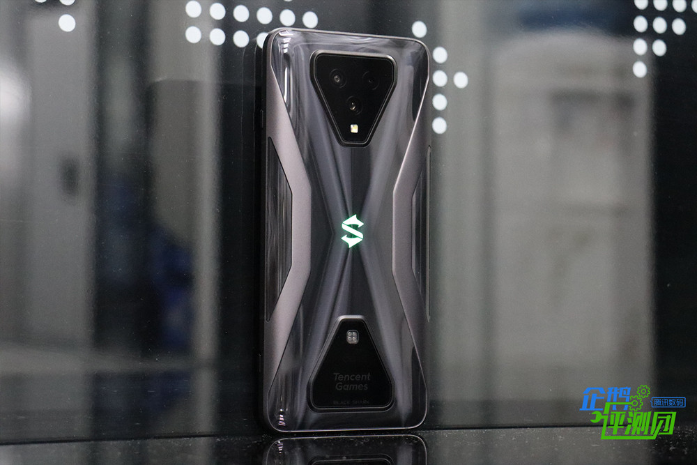 腾讯黑鲨3s评测升级120hz刷新率提升整机游戏体验