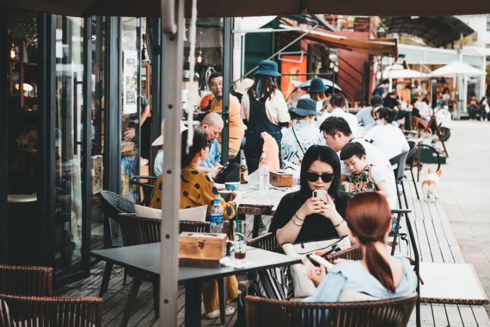 盛夏|盛夏里的一个寻常周末，还是去摆摊吧