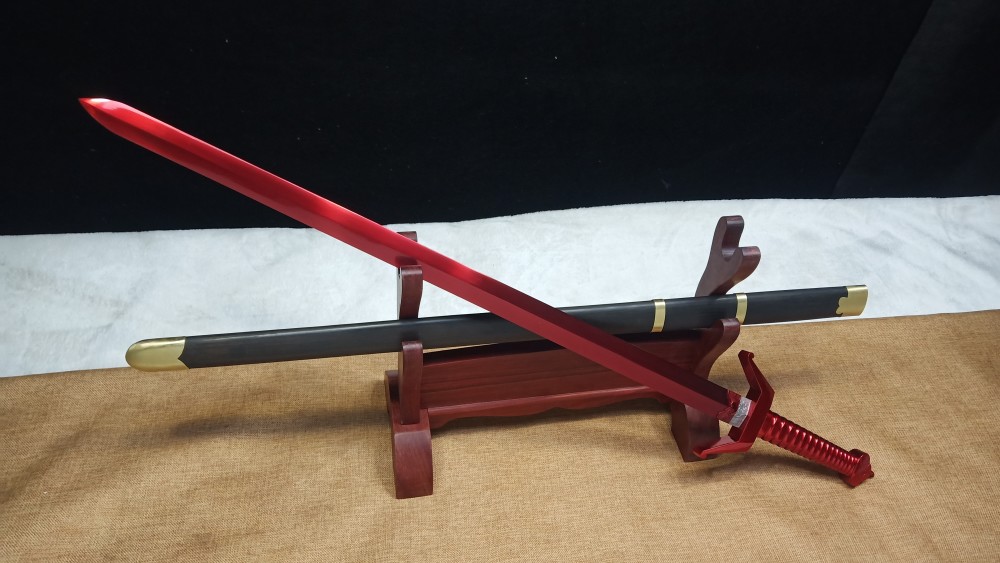 一比一制作电影中华英雄主角佩剑赤剑