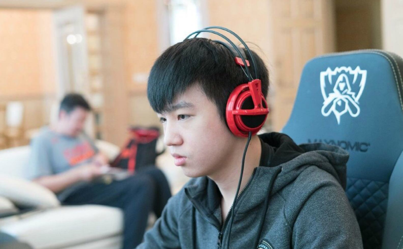 谁是最强的上单霸主？前RNG上单选手Letme与AJ即将开战！