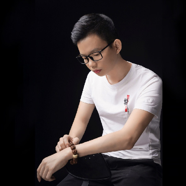 严炎坚|揭阳工艺美术师严炎坚玉雕佛像诠释现代美学