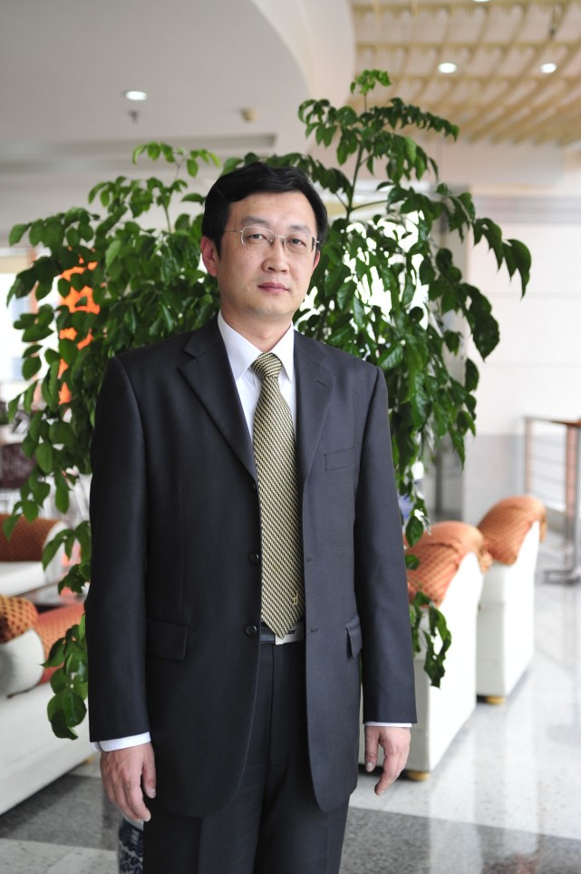 四位参与北斗建设的“老总”：让北斗成为闪亮的“国家名片”_腾讯新闻