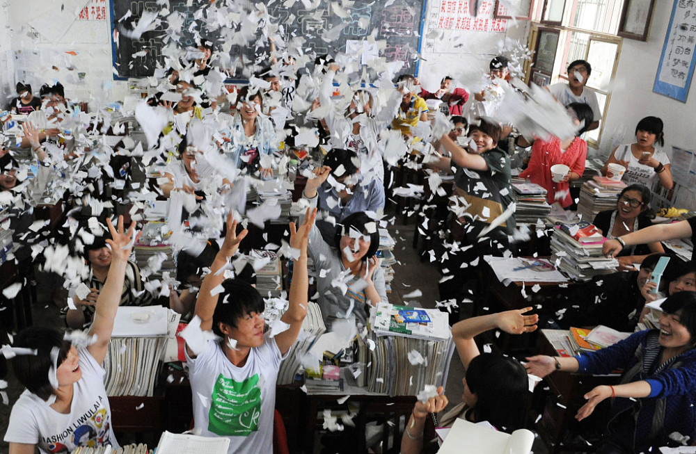 零分河南平顶山撕卷子女生成绩出炉这种事情以后如何避免