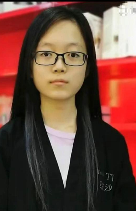 河北721分理科状元气质典雅娴静人称高考女神