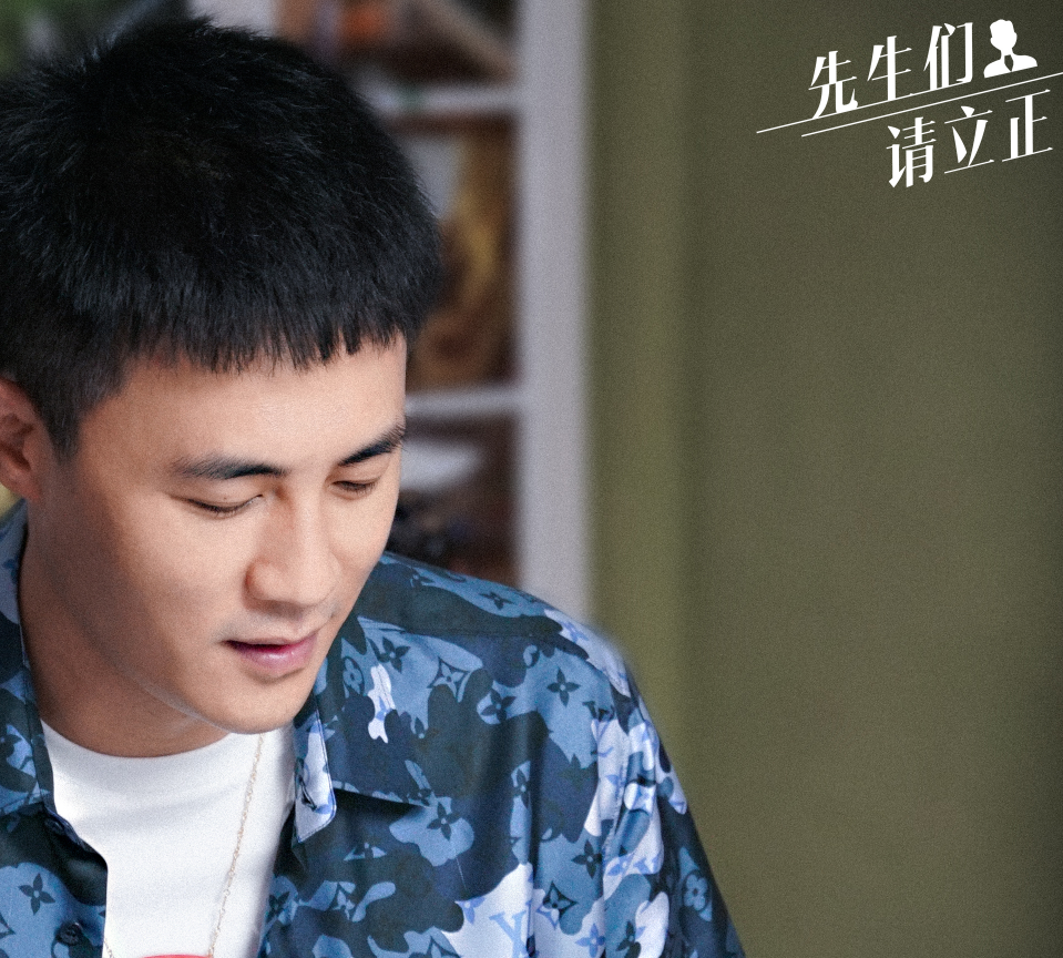 张翰制作先生们请立正强势来袭主演颜值在线颜控粉必追