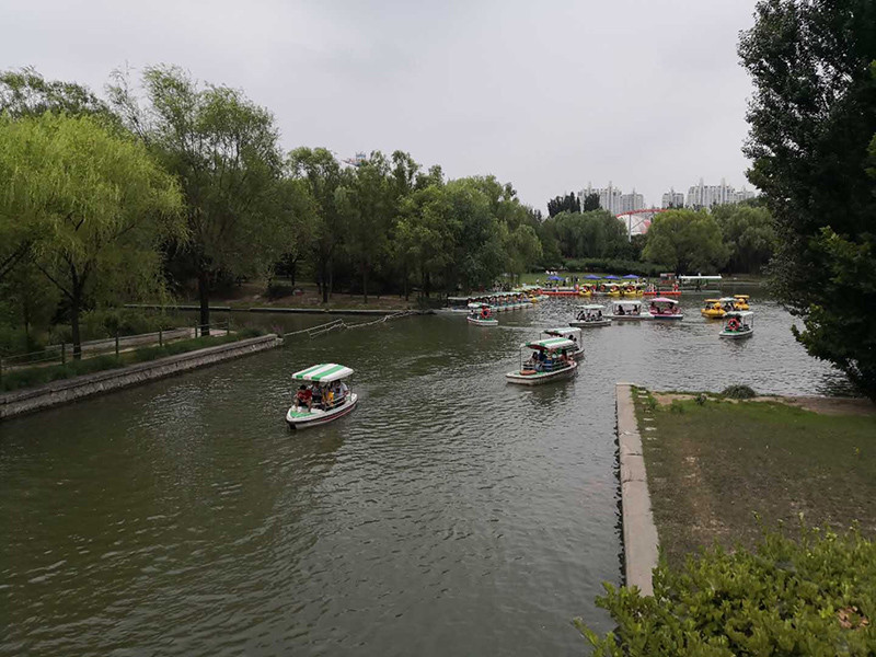 北京|北京公园商场重回“熙熙攘攘” 影院开放一周复工率达45％