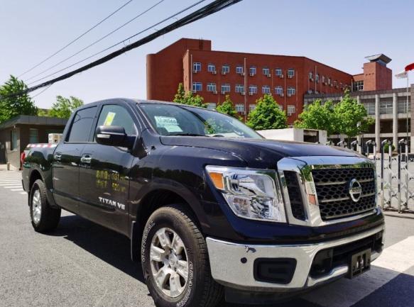 日产泰坦|北京小哥花48万元买到5.6L日产泰坦，验完车后直呼有点不开心