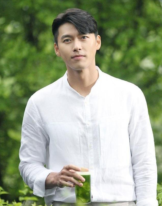 加上娱乐圈原本就比较现实,所以粉丝更希望玄彬把心思放在作品上面