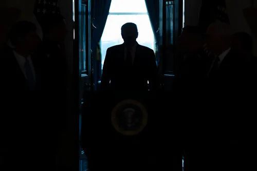 特朗普|推迟大选？套路出卖内心戏，特朗普恐怕是真着急了