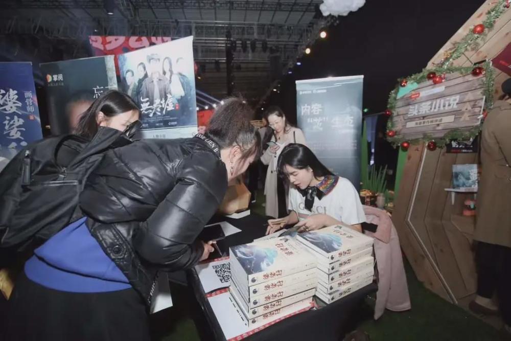 写作|画骨师：任何值得去的地方，都没有捷径