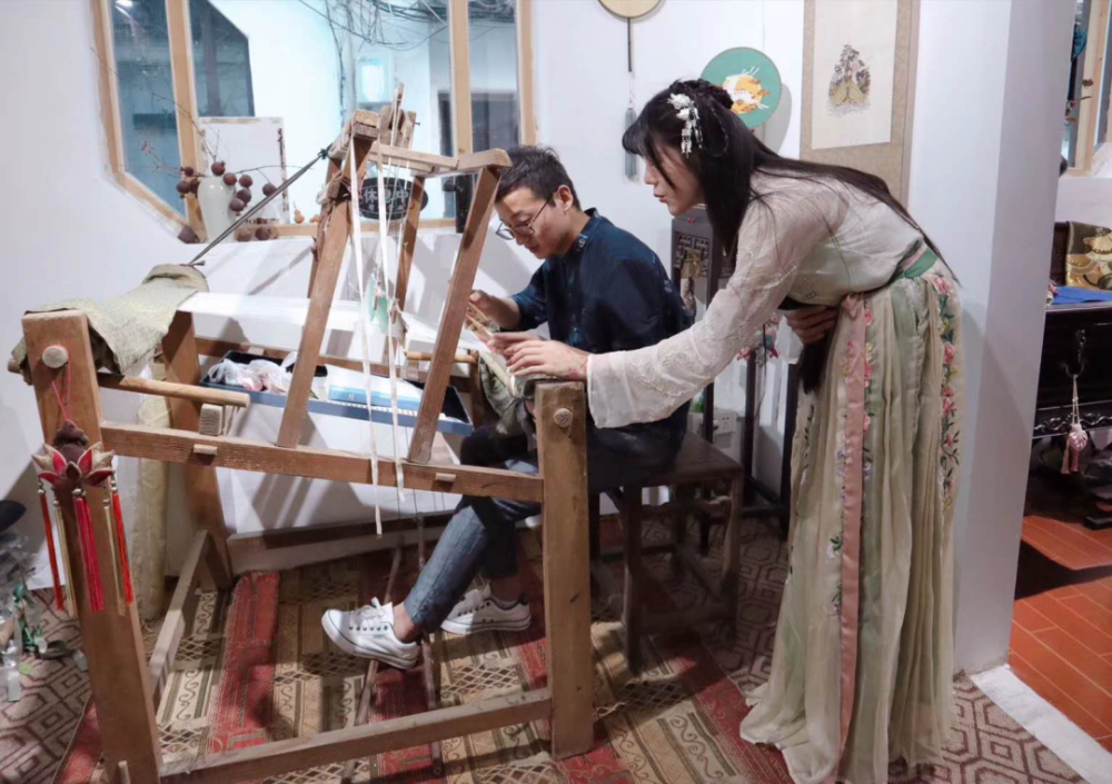 写作|画骨师：任何值得去的地方，都没有捷径