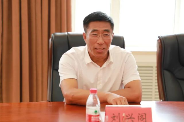 开区管委会主任,平房区政府区长宋博岩,区委常委,区人武部政委王庆堂