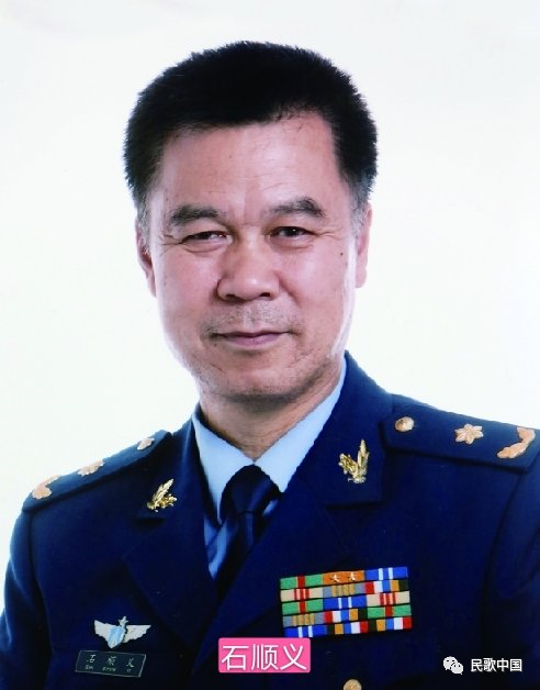 送你11首耳熟能详的军旅佳作,听词作家石顺义吐露心声