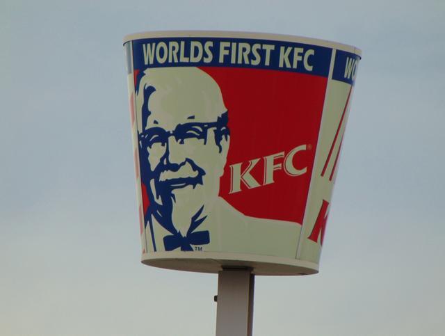 肯德基|闹“鸡”荒！澳肯德基疫情期间物资短缺，竟无鸡可炸，食客馋急眼