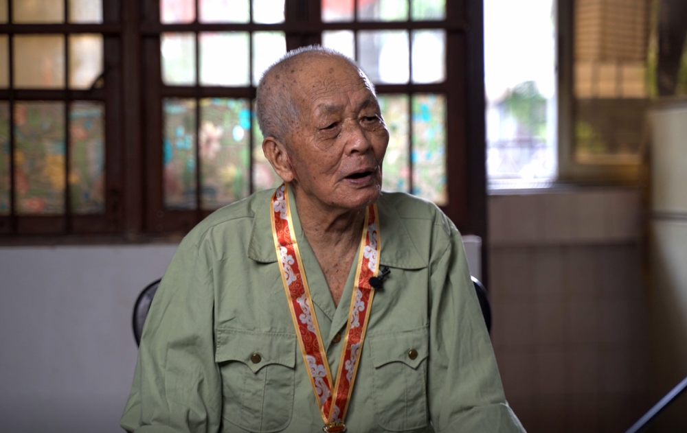 大塱山塱东村人,中国人民解放军第三野战军,从一名战士成长为参谋长